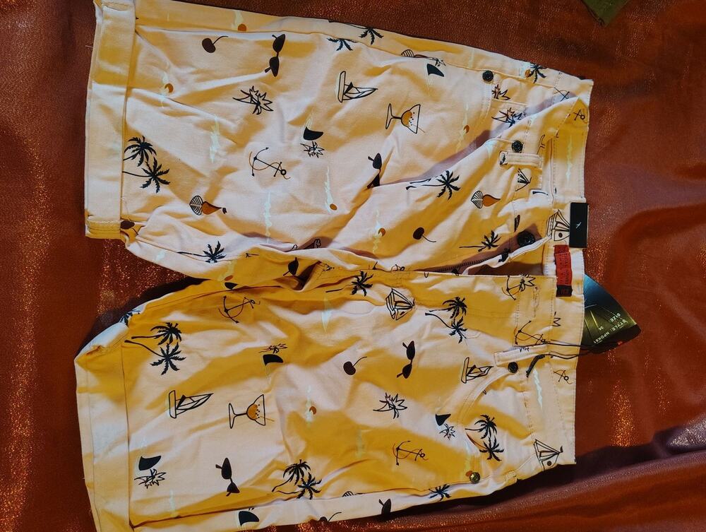 Vertical Sport Shorts Mens 34 Tropical Palm Tree Cocktail Print Pink Beach